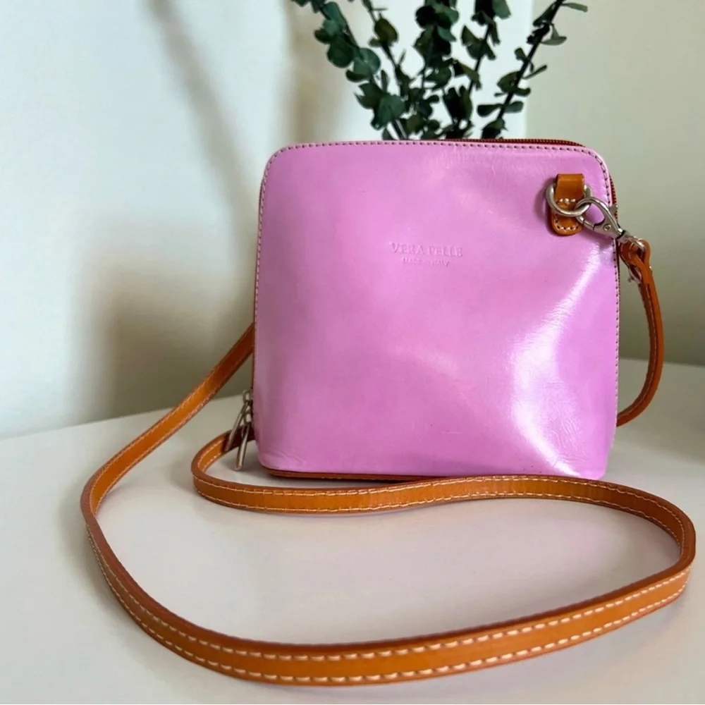 Pink crossbody - Picture 1 of 4